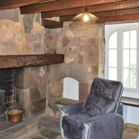 3 Bedroom In Apartment *
